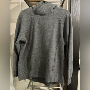 LULULEMON Women’s Gray At Ease Pullover Hoodie Sweatshirt Thumbholes